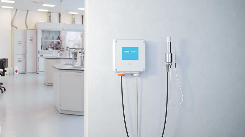 Indigo200 on laboratory wall