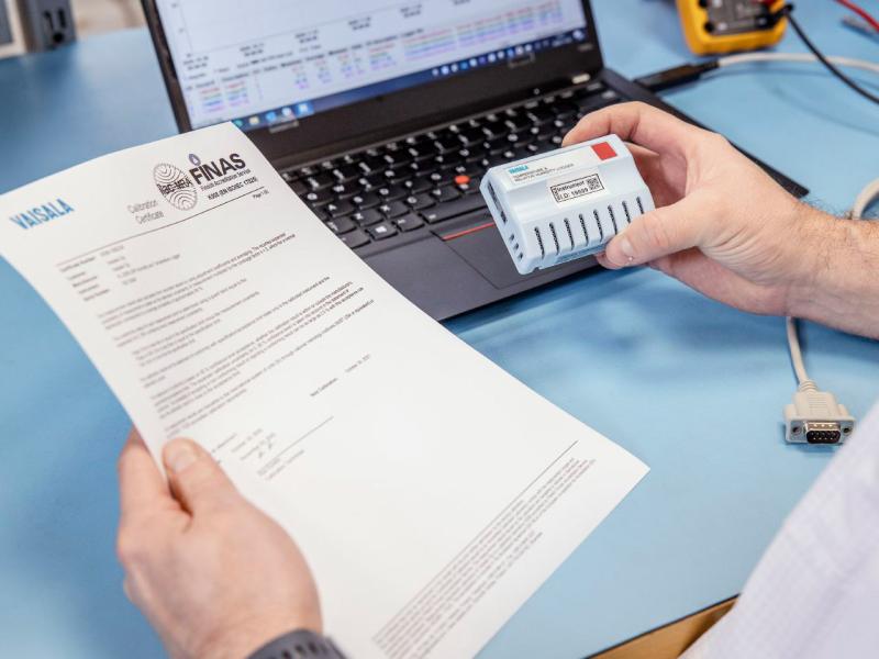 Finans Calibration certificate and a logger
