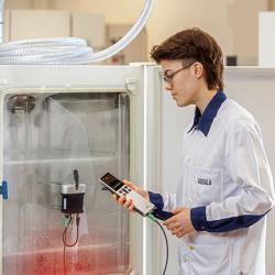 Incubator CO2 sampling